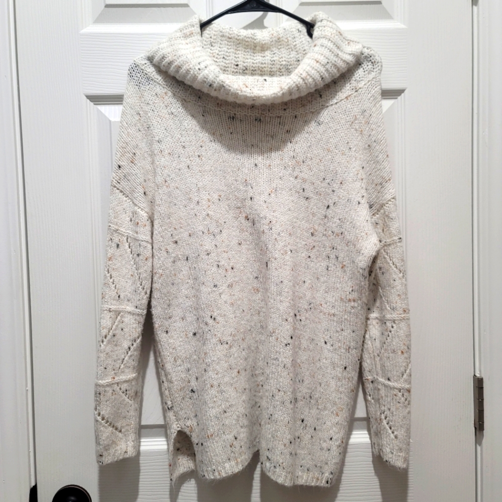 Oversized Sweater Jessica Simpson Size Small Cowl Neck
